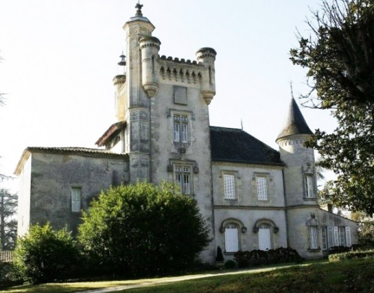 Château Latour Laguens er et af de kinesisk ejede vinslotte, der nu er til salg. Foto: Challenges.fr.