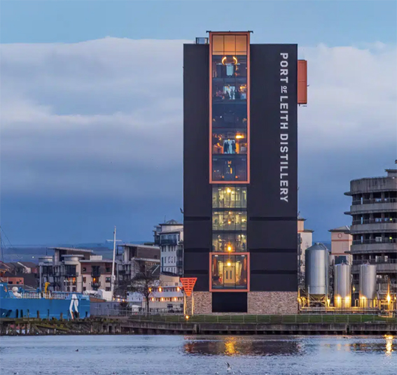 Port of Leith Distillery stræber som noget helt nyt mod Himlen.